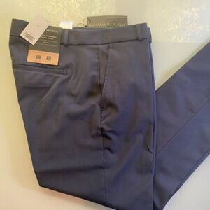 RYAN STRAIGHT PANT Banana Republic Size 4 Regular Brand New